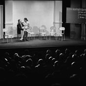 Našel jsem si mladší... a hezčí... a mladší.